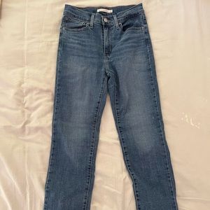 Levi’s High Rise Straight Jean